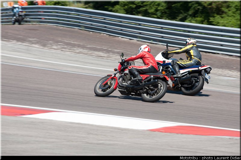 coupes_moto_legende_2011_piste_0136