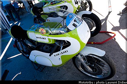 coupes_moto_legende_2011_paddock_0077.jpg