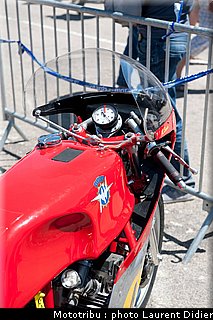 coupes_moto_legende_2011_paddock_0081.jpg