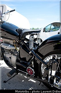coupes_moto_legende_2011_paddock_0125.jpg