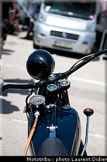coupes_moto_legende_2011_paddock_0133.jpg