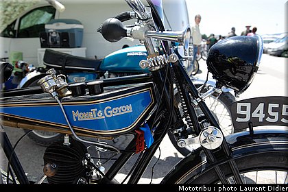 coupes_moto_legende_2011_paddock_0145.jpg