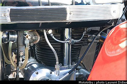 coupes_moto_legende_2011_paddock_0152.jpg