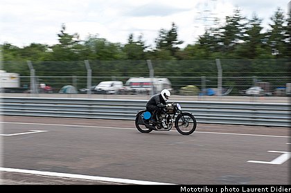 coupes_moto_legende_2011_piste_0009.jpg