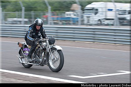 coupes_moto_legende_2011_piste_0015.jpg