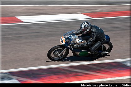 coupes_moto_legende_2011_piste_0059.jpg