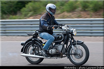 coupes_moto_legende_2011_piste_0070.jpg