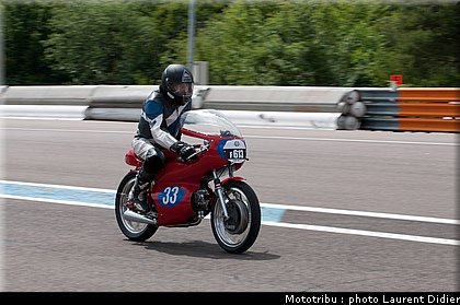 coupes_moto_legende_2011_piste_0075.jpg