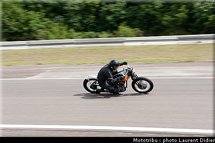 coupes_moto_legende_2011_piste_0092.jpg