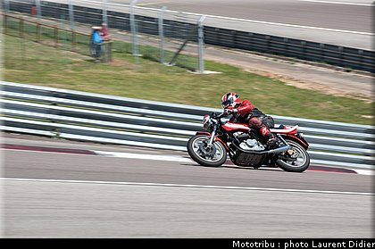 coupes_moto_legende_2011_piste_0115.jpg