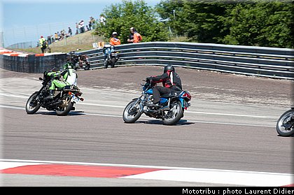 coupes_moto_legende_2011_piste_0139.jpg
