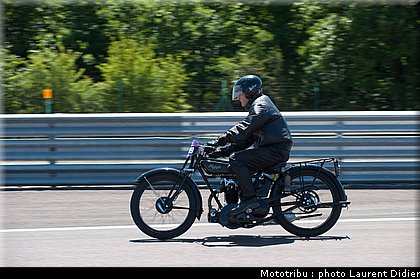 coupes_moto_legende_2011_piste_0182.jpg