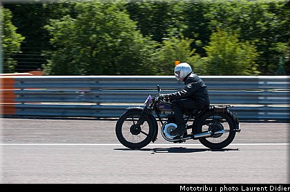 coupes_moto_legende_2011_piste_0185.jpg