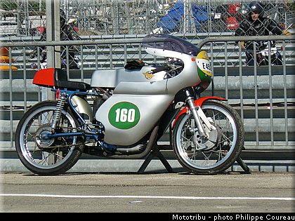 coupes_moto_legende_2012_0096.jpg