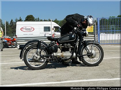 coupes_moto_legende_2012_0101.jpg
