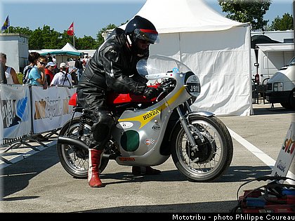 coupes_moto_legende_2012_0111.jpg