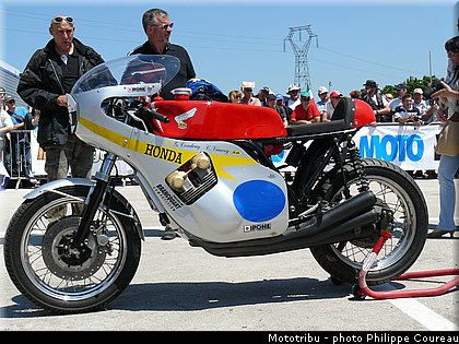 coupes_moto_legende_2012_0221.jpg