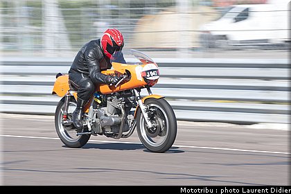 coupes_moto_legende_2012_0111.jpg