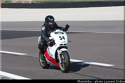 coupes_moto_legende_2012_0124.jpg
