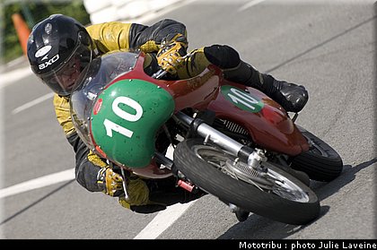 250_g1_g2_08.jpg