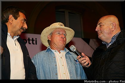 208_HM0E9681.JPG