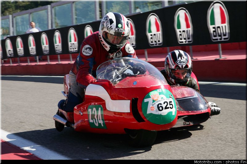side_car_083_200_miglia_imola_revival_2011