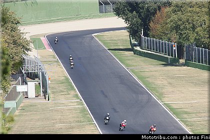 0112_200_miglia_imola_revival_2011.jpg