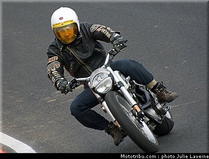 moto_inauguration_circuit_jules_tacheny_2010_0028.jpg