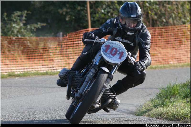 course_de_cote_de_montaigu_2011_001
