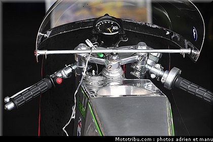sunday_ride_classic_paddock_adrien_027_2010.JPG