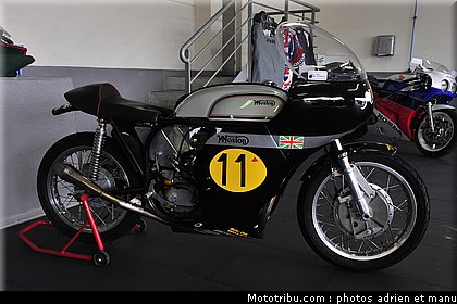 sunday_ride_classic_paddock_adrien_045_2010.JPG