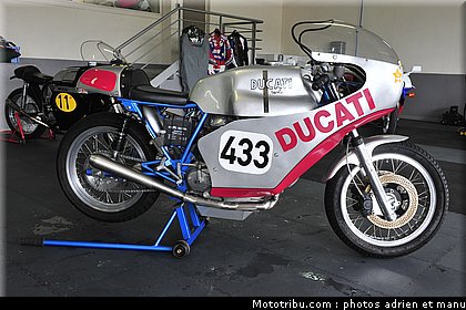 sunday_ride_classic_paddock_adrien_046_2010.JPG
