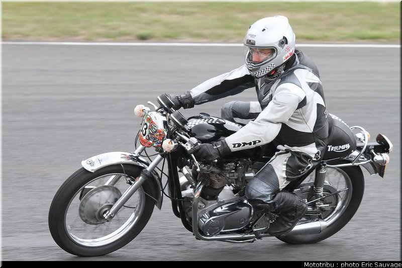 trofeo_rosso_2011_moto_206