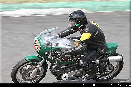 trofeo_rosso_2011_moto_078.jpg