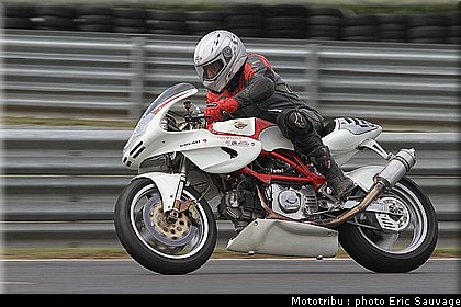 trofeo_rosso_2011_moto_118.jpg