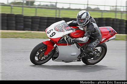 trofeo_rosso_2011_moto_122.jpg