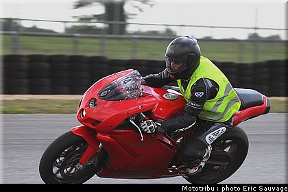 trofeo_rosso_2011_moto_125.jpg