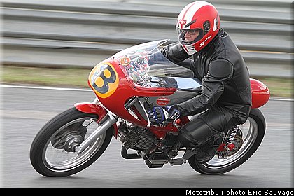 trofeo_rosso_2011_moto_159.jpg
