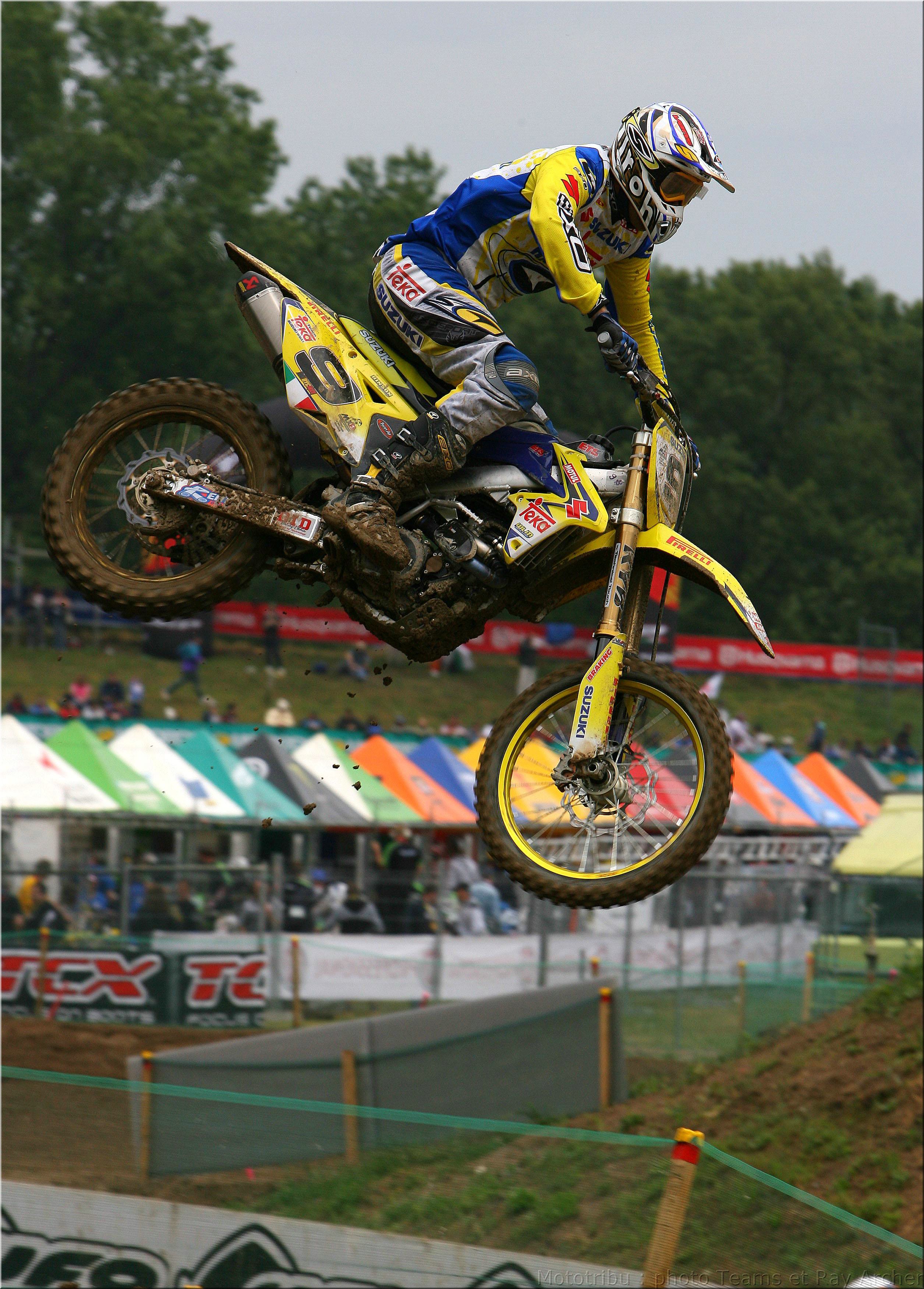 MOTO 