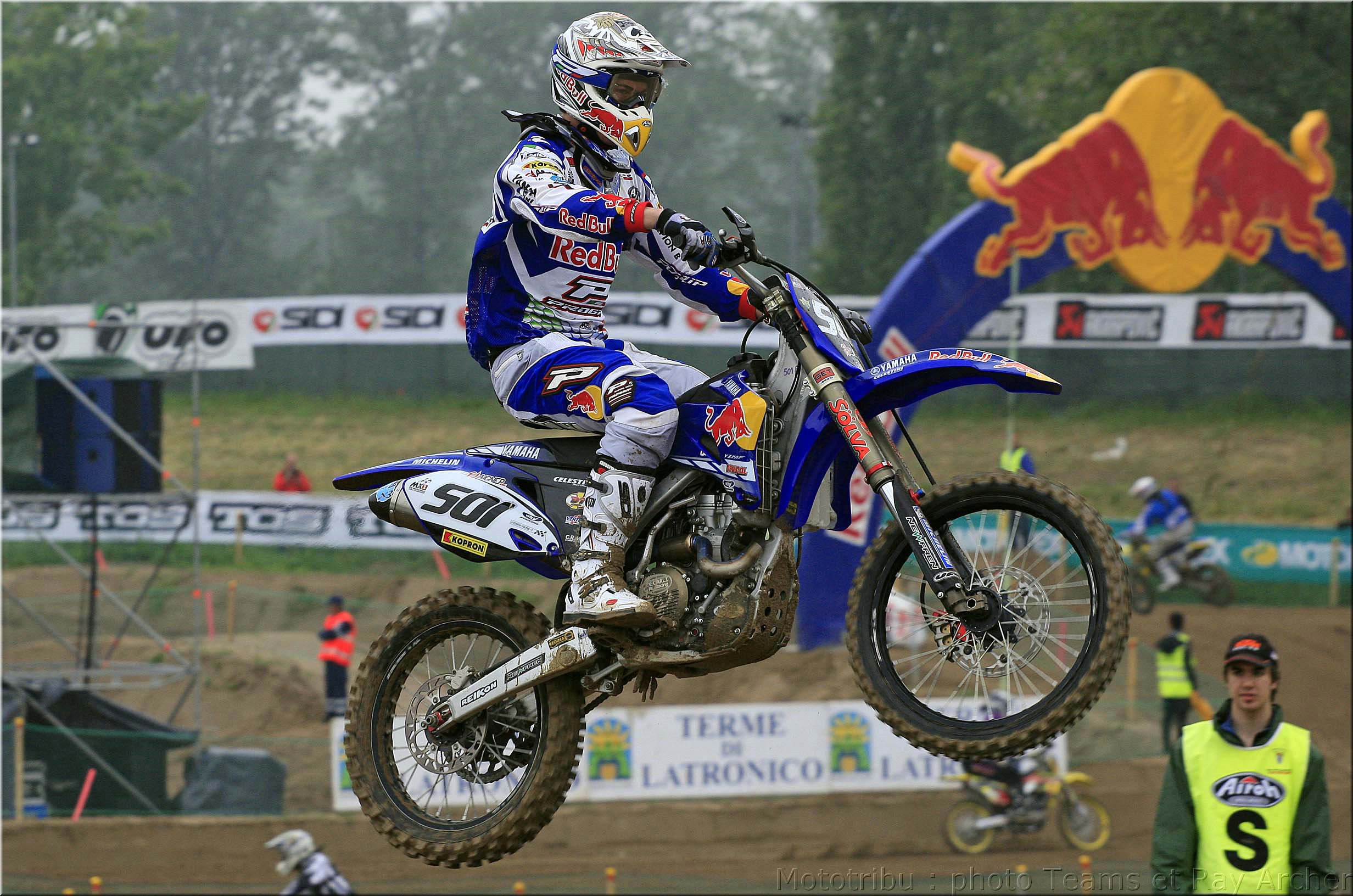 MOTO 