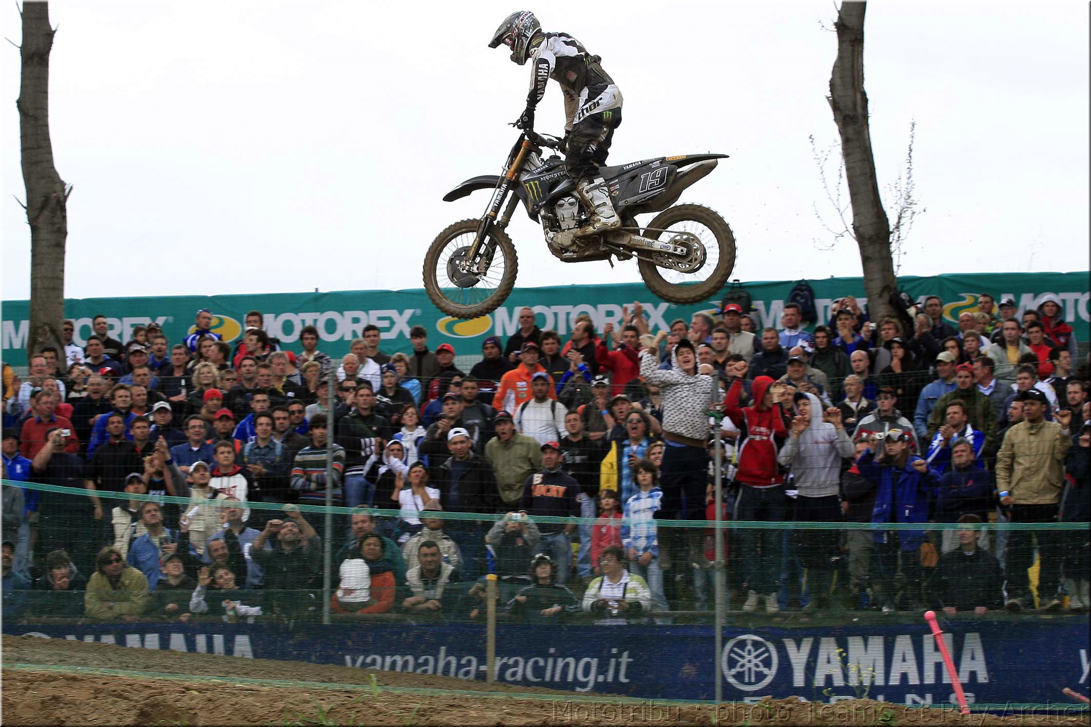 MOTO 
