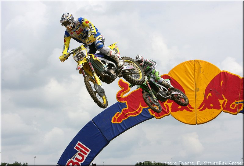 MOTO 