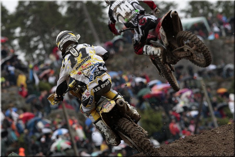 MOTO 
