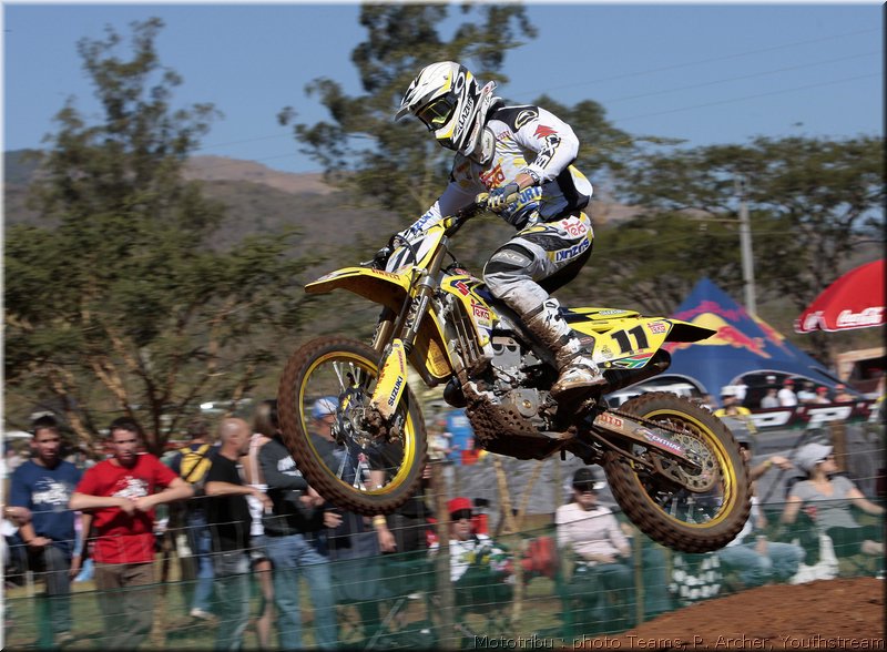 MOTO 