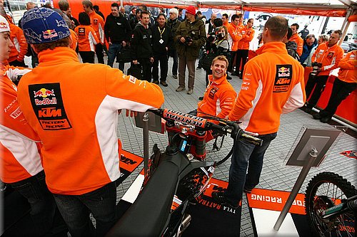 ktm_3.jpg