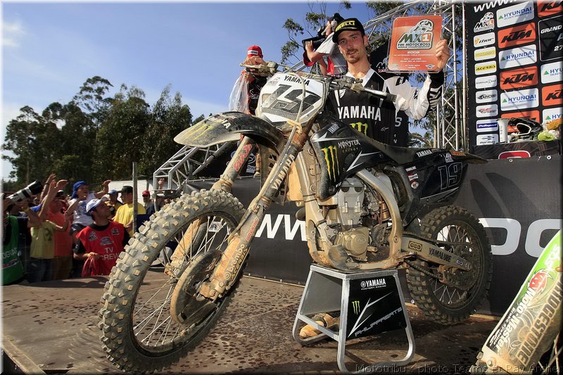MOTO 
