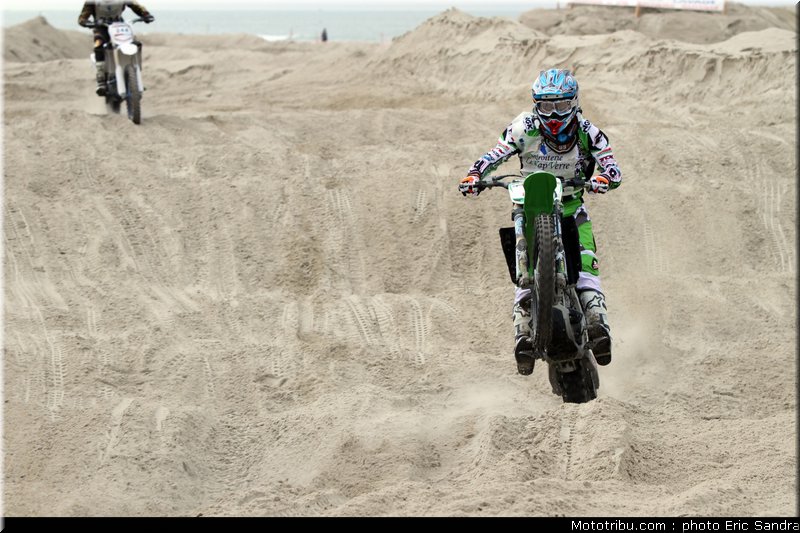 van_horebeek_04_beach_cross_berck_2009