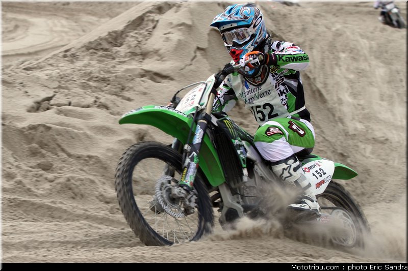 van_horebeek_05_beach_cross_berck_2009