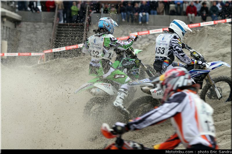 van_horebeek_15_beach_cross_berck_2009