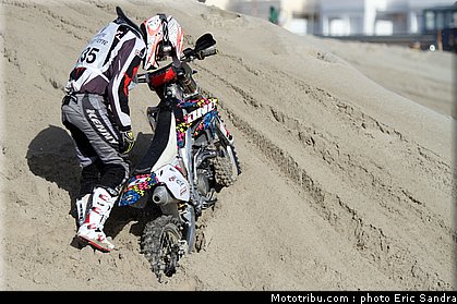 cordonnier_beach_cross_berck_2009.jpg